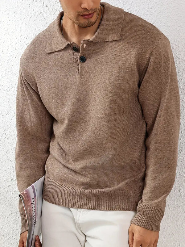 Klassischer Strickpullover mit Polokragen